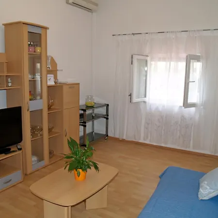 Apartman By The Sea Poljica, Trogir - 6019 *